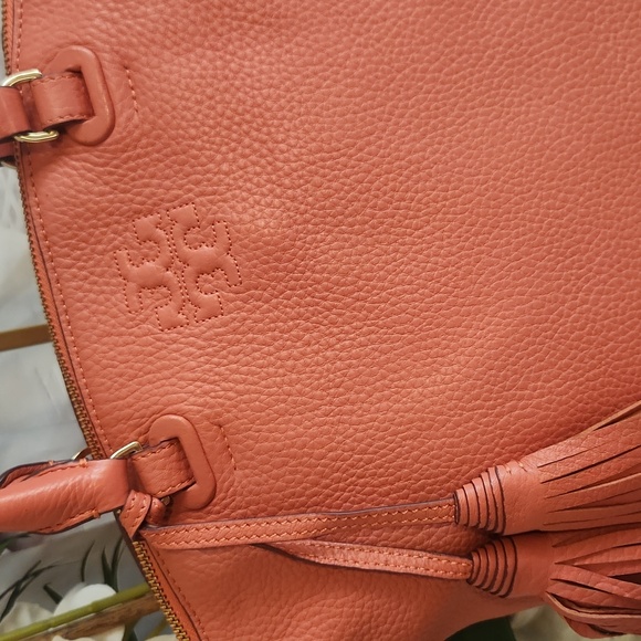 Tory Burch Coral Orange Thea 2 Way Pebbled Leather bag..Gorgeous! - Picture 12 of 13